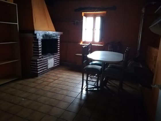 Foto 1 de Casa rural en venda a Madrigal del Monte de 4 habitacions i 198 m²