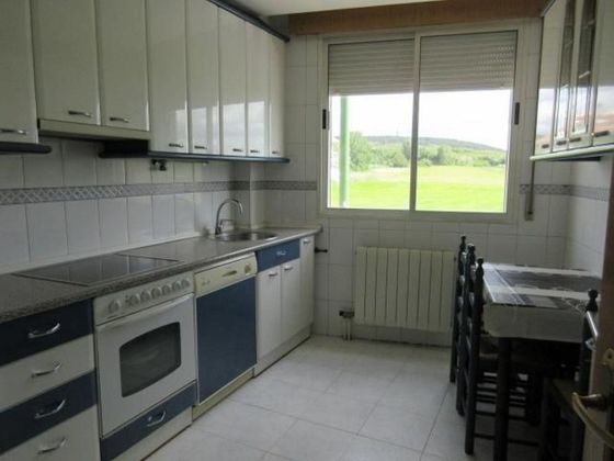 Foto 2 de Casa en venda a Villatoro de 4 habitacions amb terrassa i garatge