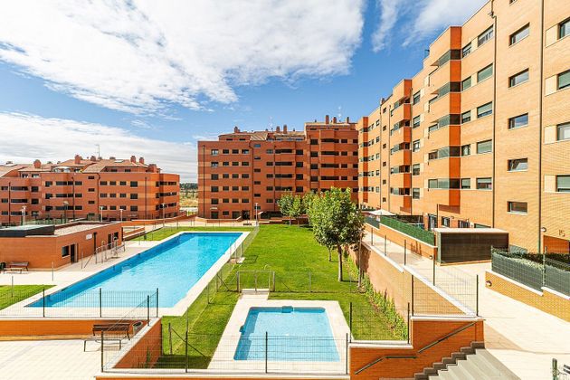 Foto 1 de Piso en venta en Aranzana de 3 habitaciones con piscina y garaje