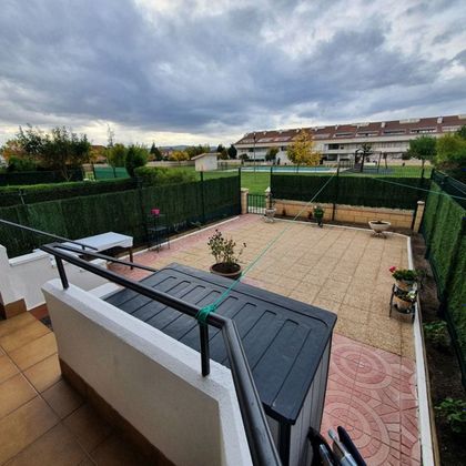 Foto 2 de Pis en venda a Medina de Pomar de 2 habitacions amb terrassa i piscina