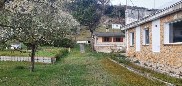 Foto 2 de Xalet en venda a calle Pedrosa de Tobalina de 4 habitacions amb terrassa i jardí