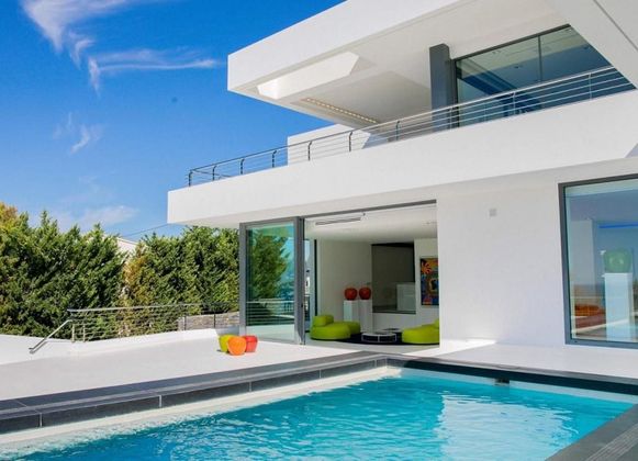 Foto 1 de Xalet en venda a Casco Urbano de 7 habitacions amb terrassa i piscina