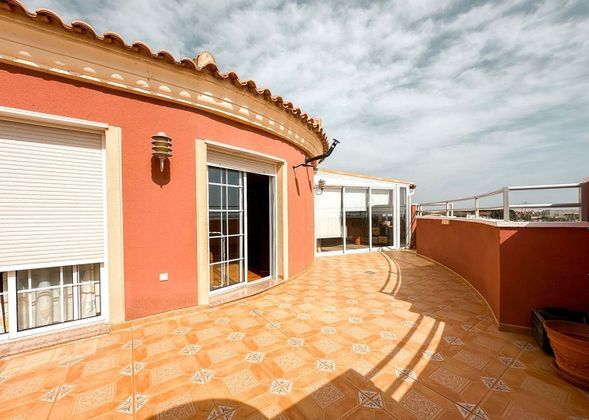 Foto 1 de Àtic en venda a Zona Pueblo de 3 habitacions amb terrassa i garatge
