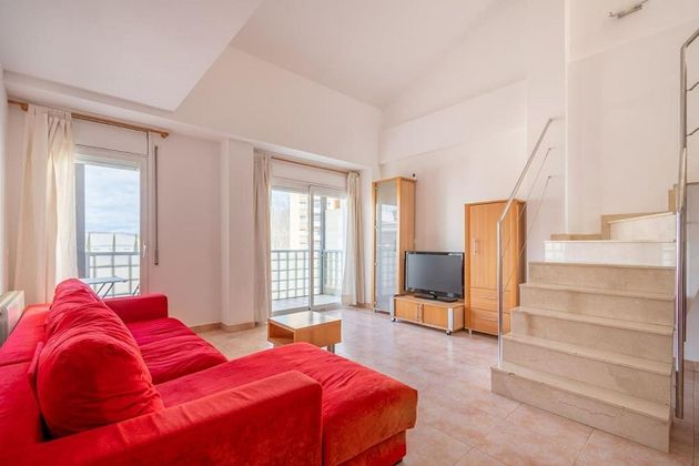 Foto 1 de Pis en venda a Eixample Nord – La Devesa de 3 habitacions amb terrassa i piscina