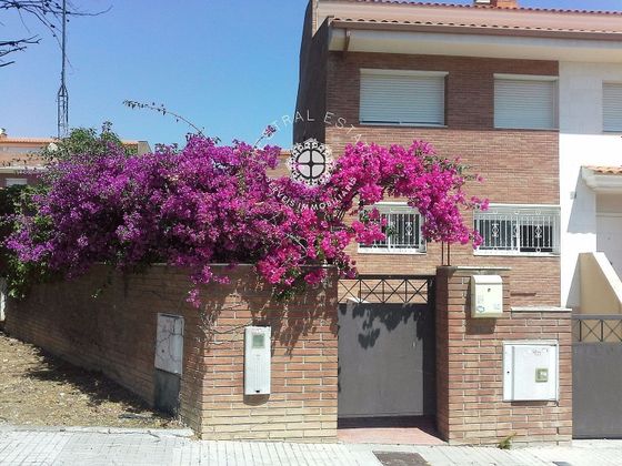 Foto 2 de Casa adossada en venda a Vilafortuny - Cap de Sant Pere de 5 habitacions amb terrassa i piscina