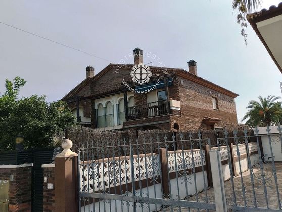 Foto 1 de Casa en venda a Ardiaca - La Llosa de 4 habitacions amb terrassa i piscina
