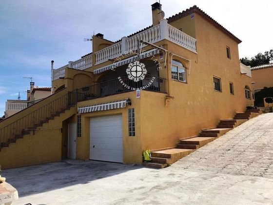 Foto 2 de Casa adossada en venda a Vandellòs de 3 habitacions amb terrassa i balcó