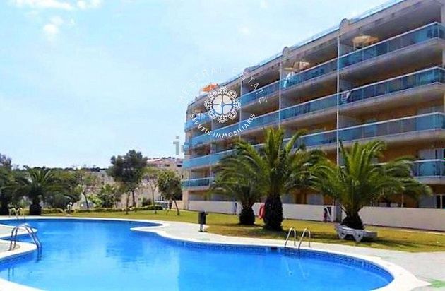 Foto 2 de Pis en venda a Cap Salou de 2 habitacions amb terrassa i piscina