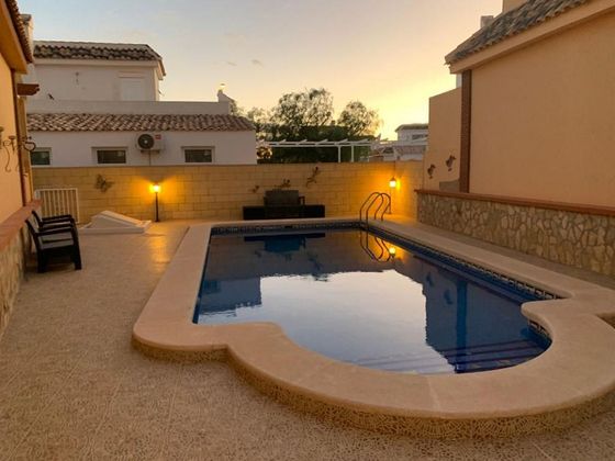 Foto 2 de Casa en venda a Avileses de 4 habitacions amb terrassa i piscina