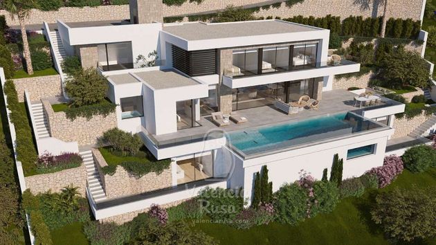 Foto 2 de Casa en venda a Benissa de 4 habitacions amb piscina