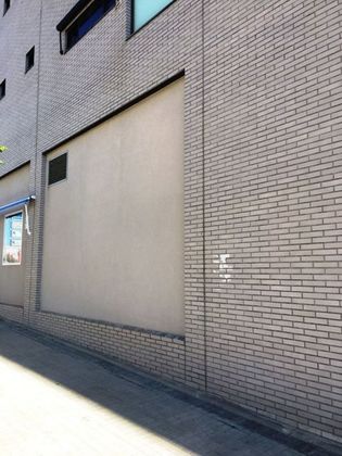 Foto 1 de Alquiler de local en calle Mestizaje de 90 m²