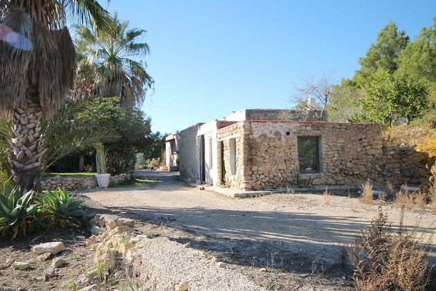 Foto 2 de Venta de casa en Sant Jordi de Ses Salines de 3 habitaciones con terraza y jardín