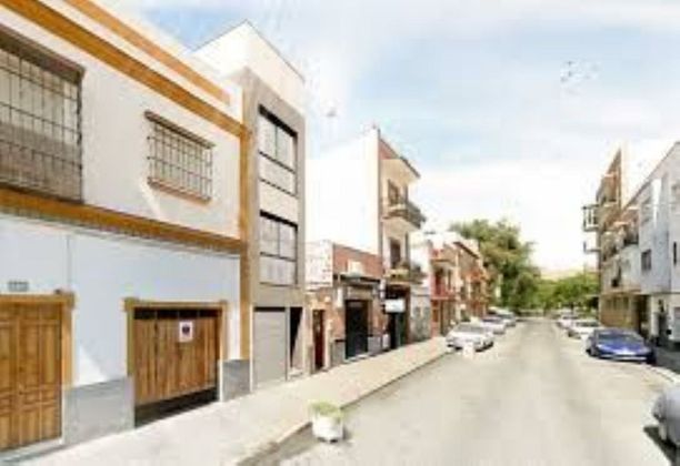 Foto 2 de Venta de edificio en calle Afán de Ribera de 800 m²