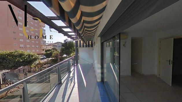 Foto 1 de Casa en venda a calle Marinada de 3 habitacions amb terrassa i piscina