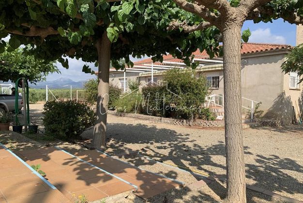 Foto 2 de Casa rural en venda a Montbrió del Camp de 2 habitacions amb terrassa i piscina