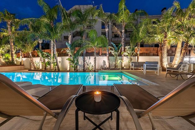 Foto 1 de Xalet en venda a Miami Platja - Miami Playa de 9 habitacions amb terrassa i piscina