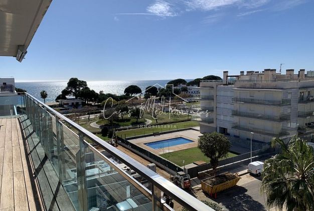 Foto 2 de Venta de ático en Vilafortuny - Cap de Sant Pere de 3 habitaciones con terraza y piscina