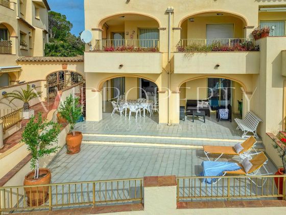 Foto 2 de Piso en alquiler en Sant Pol - Volta de l'Ametller de 3 habitaciones con terraza y piscina