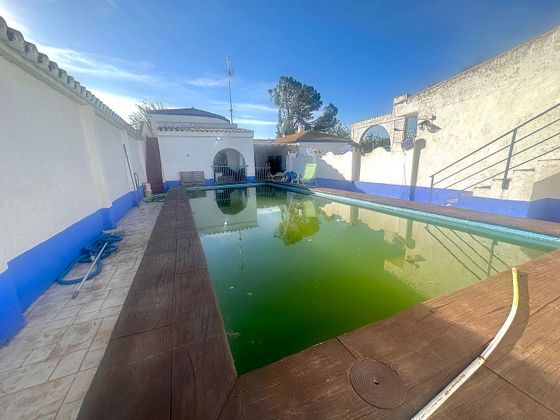 Foto 2 de Casa rural en venda a Utrera de 6 habitacions amb terrassa i piscina