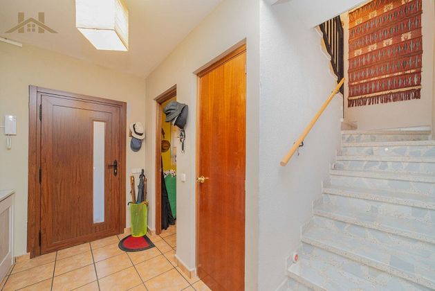 Foto 2 de Casa adossada en venda a Griñón de 4 habitacions amb terrassa i garatge