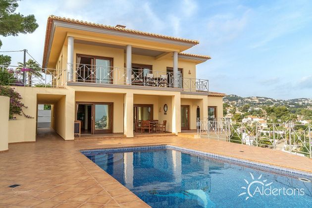 Foto 1 de Xalet en venda a avenida Mediterrani de 6 habitacions amb terrassa i piscina