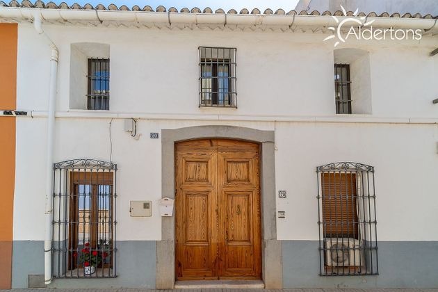 Foto 2 de Casa en venda a calle Sant Rafael de 5 habitacions amb terrassa i balcó