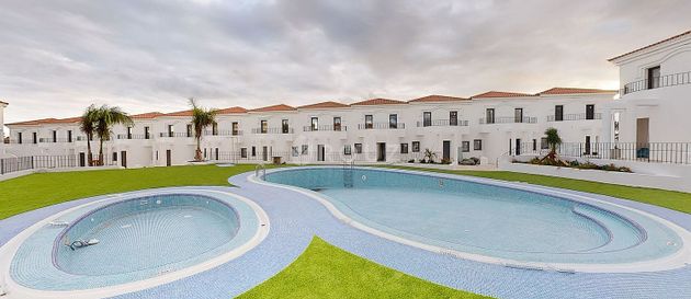 Foto 1 de Venta de casa en Golf del Sur-Amarilla Golf de 2 habitaciones con terraza y piscina