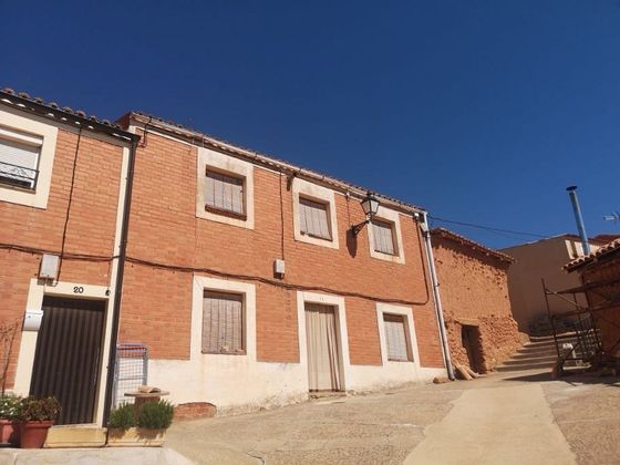 Foto 1 de Casa adossada en venda a calle Bajera de 6 habitacions i 158 m²