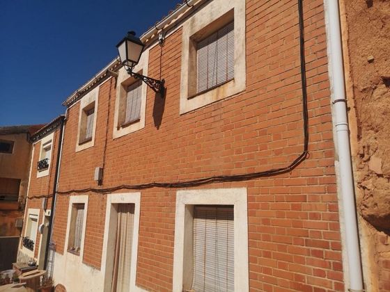 Foto 2 de Casa adosada en venta en calle Bajera de 6 habitaciones y 158 m²