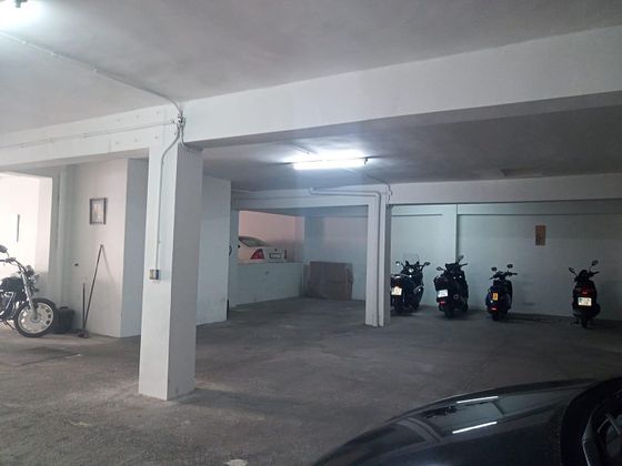 Foto 2 de Garaje en venta en Petrer de 265 m²