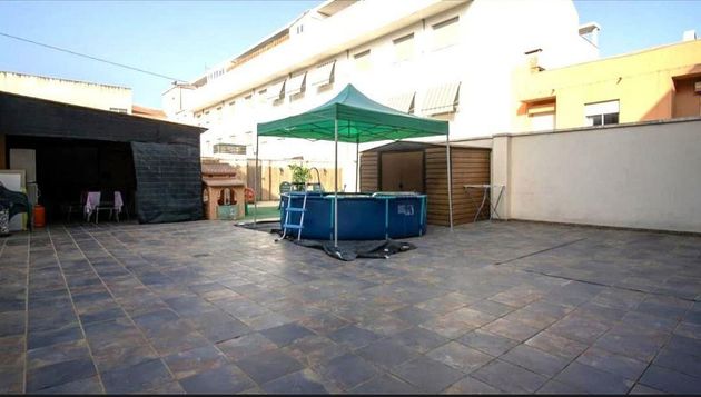 Foto 2 de Pis en venda a Elda de 3 habitacions amb terrassa i piscina