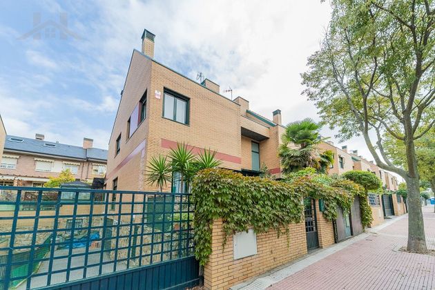 Foto 2 de Casa en venda a Viñas Viejas de 5 habitacions amb terrassa i piscina