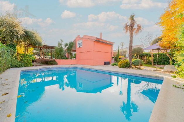 Foto 2 de Xalet en venda a Valdecabaña de 4 habitacions amb terrassa i piscina