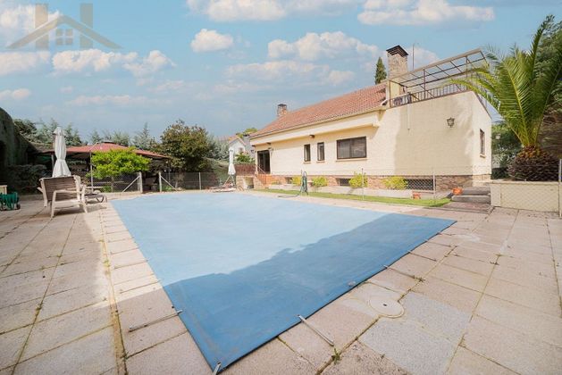 Foto 2 de Chalet en venta en Parque Boadilla de 6 habitaciones con terraza y piscina