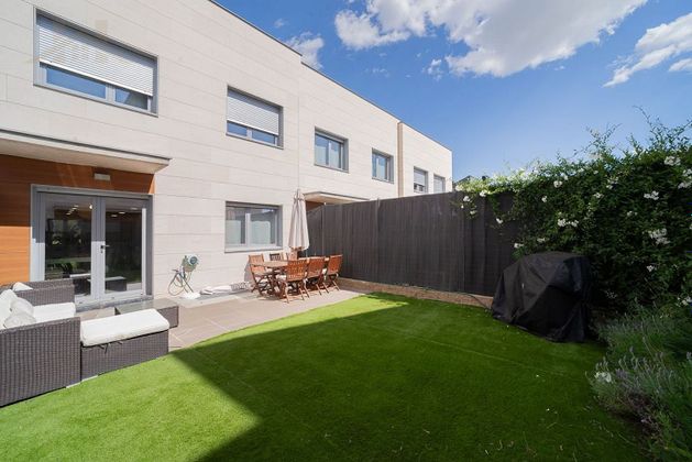 Foto 1 de Casa en venta en Sector B de 4 habitaciones con terraza y piscina