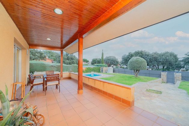 Foto 2 de Xalet en venda a Navalquejigo - Los Arroyos de 4 habitacions amb terrassa i piscina