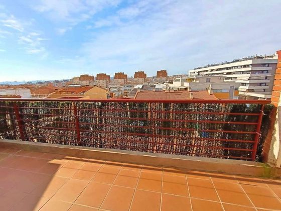 Foto 2 de Dúplex en venta en Montserrat - Torre-Sana - Vilardell de 2 habitaciones con terraza y balcón