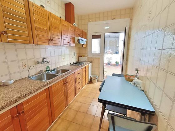 Foto 2 de Casa en venda a Can Feu - Can Gambús - Hostafrancs de 4 habitacions amb terrassa i balcó