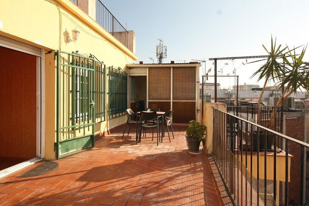 Foto 1 de Àtic en venda a El Raval de 3 habitacions amb terrassa i aire acondicionat