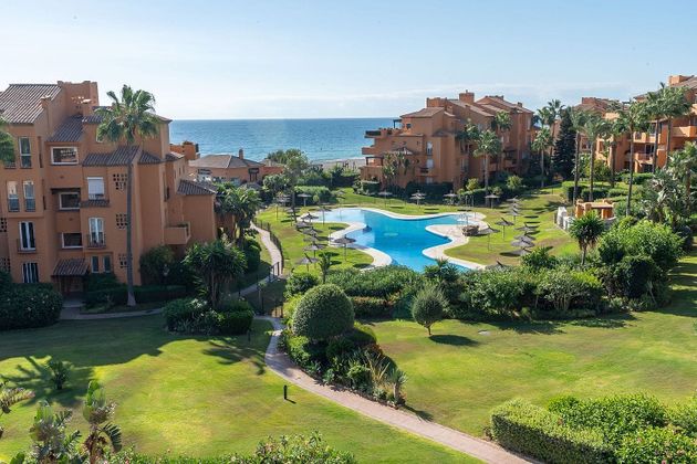 Foto 1 de Àtic en venda a San Luis de Sabinillas de 4 habitacions amb terrassa i piscina