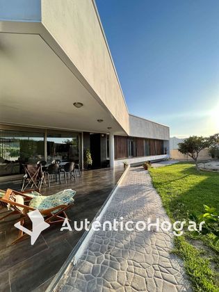 Foto 1 de Chalet en venta en Guardia de Jaén (La) de 4 habitaciones con terraza y piscina