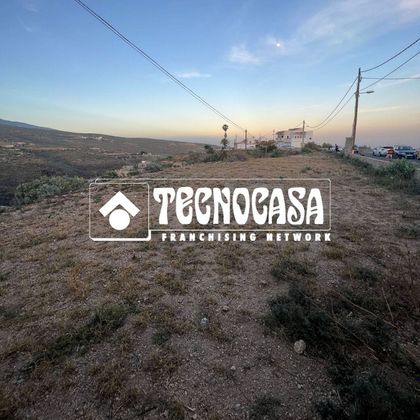 Foto 1 de Terreno en venta en Arico de 1100 m²