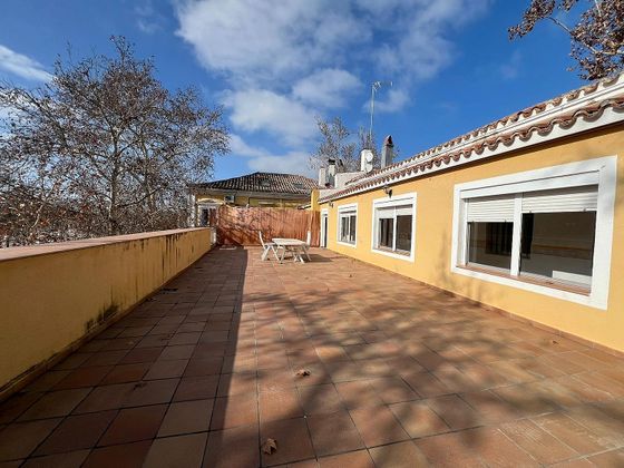 Foto 1 de Dúplex en venta en Centro - Aranjuez de 5 habitaciones con terraza y aire acondicionado