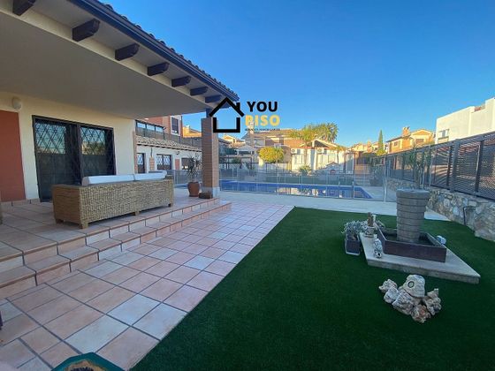 Foto 1 de Venta de casa en calle D Zu Ñr de 5 habitaciones con terraza y piscina