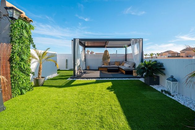 Foto 1 de Piso en venta en calle De Xipre de 3 habitaciones con terraza y piscina