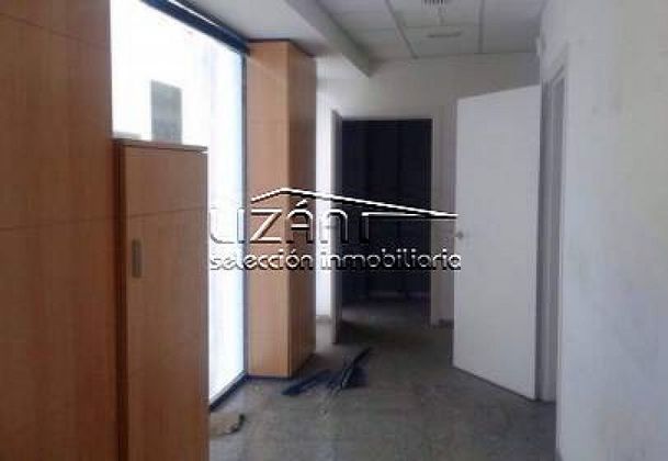 Foto 1 de Oficina en venta en Centro - Avilés con garaje y ascensor