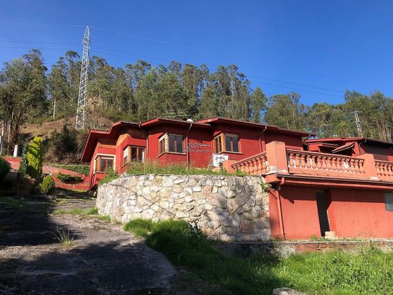 Foto 2 de Casa en venta en Parroquias de Oviedo de 6 habitaciones con terraza y garaje