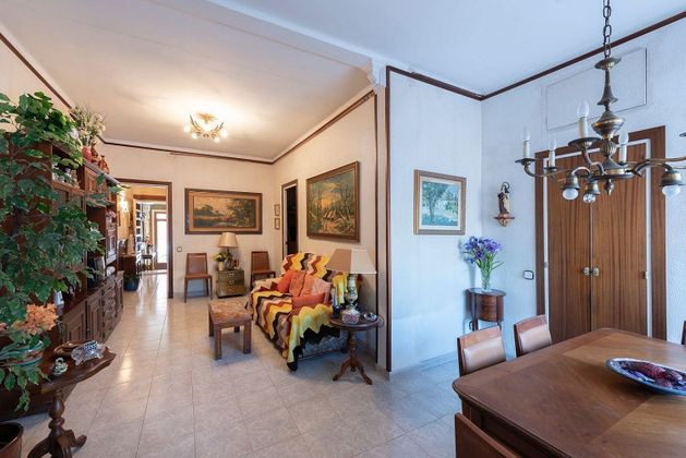 Foto 2 de Casa adossada en venda a El Gall de 6 habitacions amb terrassa i jardí