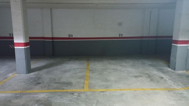 Foto 2 de Venta de garaje en calle De Garbí de 13 m²