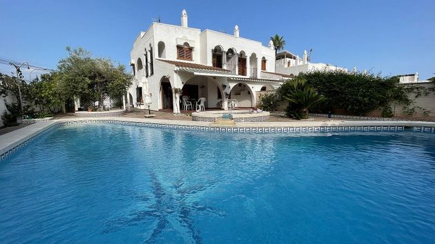 Foto 2 de Casa en venda a calle Pobla Tornesa de 5 habitacions amb terrassa i piscina